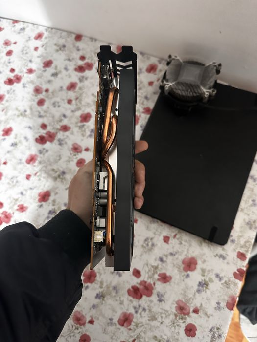 Placa video Rx 6600 XT 8gb