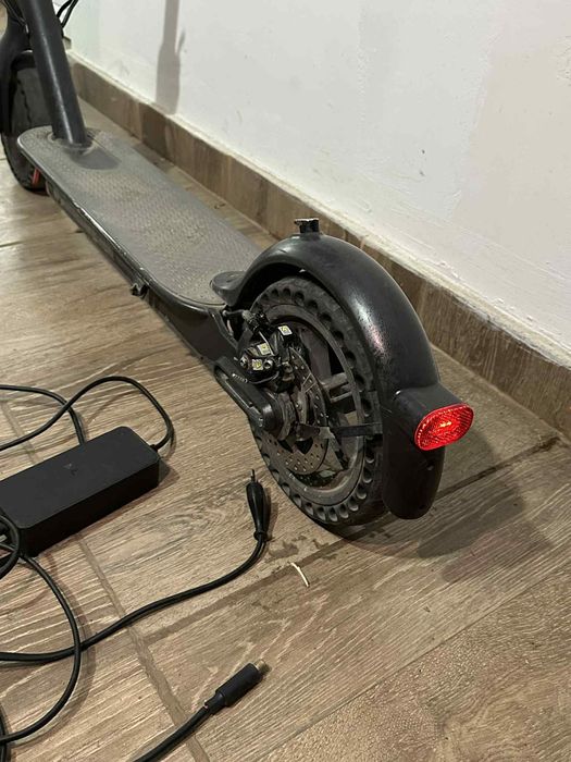 Trotinetă electrică Xiaomi