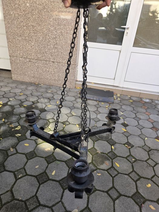 Полюлей ковано желязо