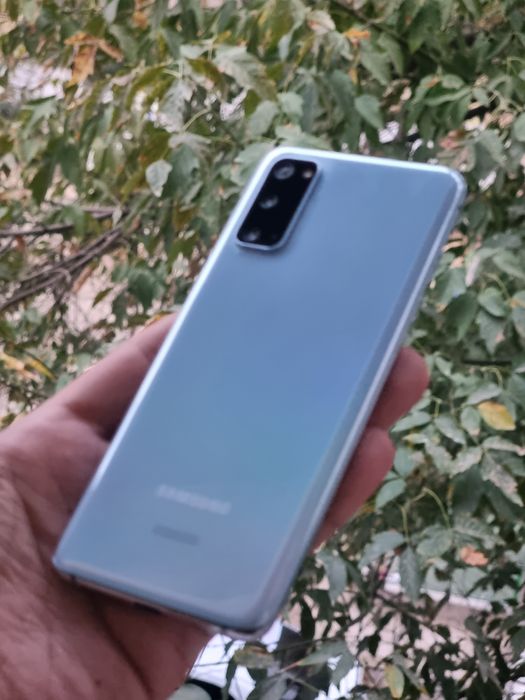 Samsung S20 blue 128 GB