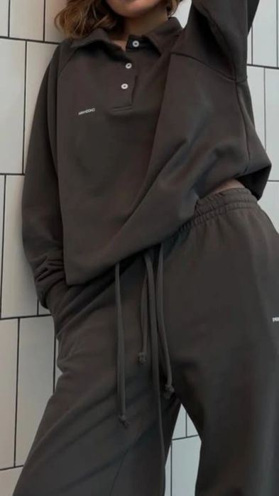 Продам свитшот женский