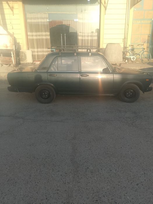 Мошина сотилади метани бор