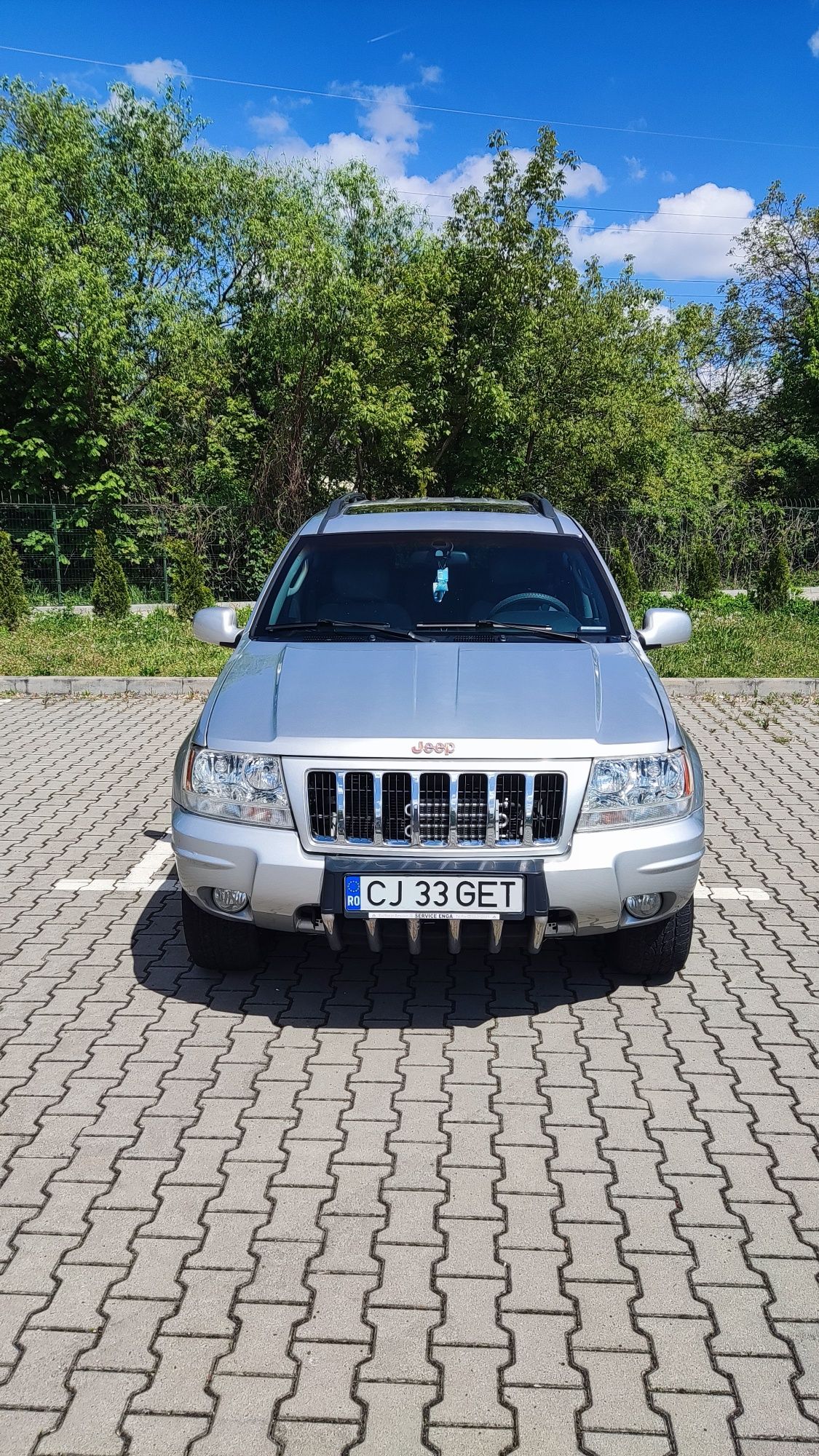 Vând Jeep Grand Cherokee an fabricație 2004