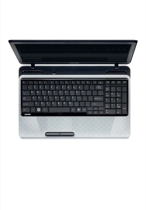 Vand/schimb leptop toshiba  i5  4g ram 1 g video  500 hdd