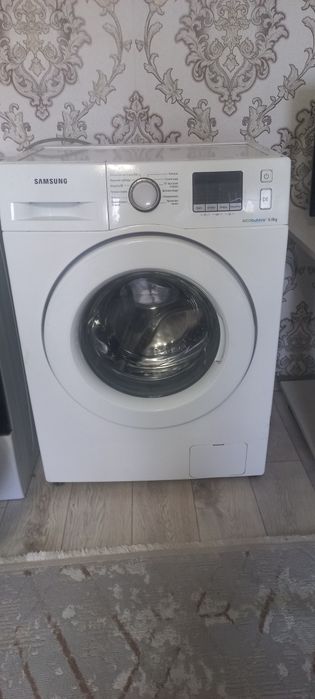 Отдам машинку в рабочем состоянии