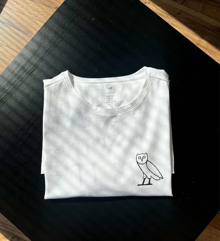 Tricou Custom Drake (pictat manual)