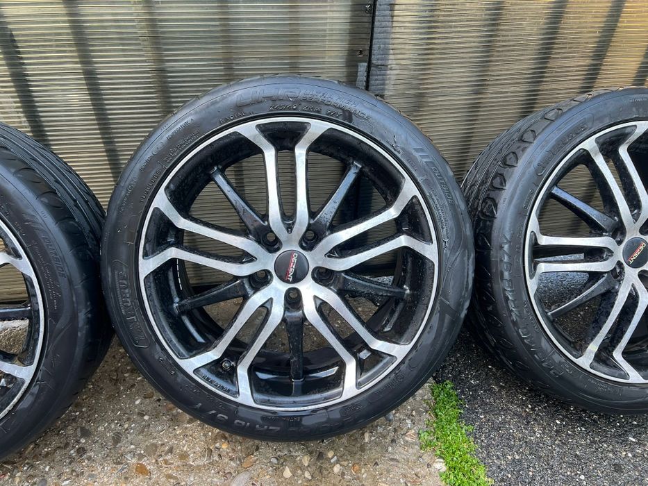Jante BMW cu buză,  18 5x120 cu anvelope vară