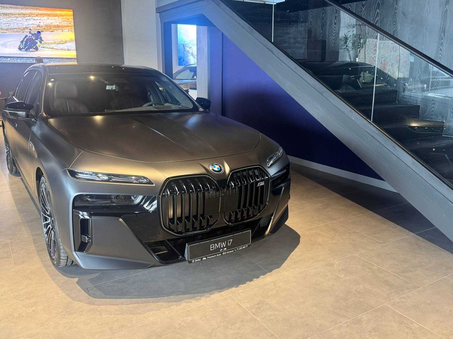 BMW i7 M70 xDrive Sedan (G70) в наличии с гарантии