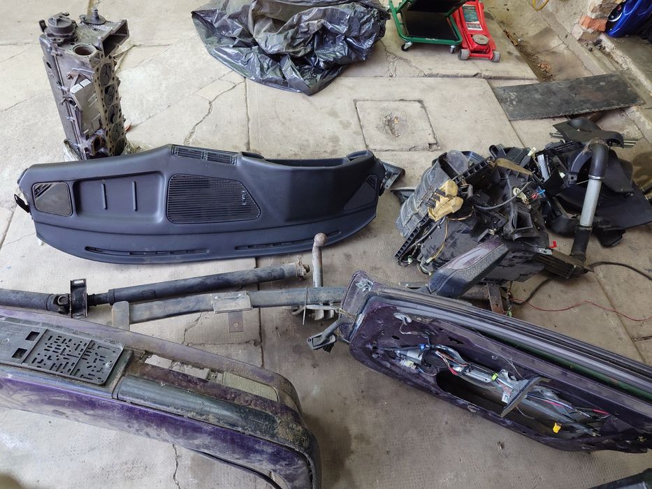 Devanzare piese bmw E34 525 tds