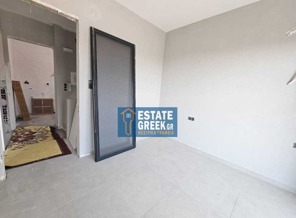 Продава се Тристаен апартамент в Пловдив, Филипово - 93 кв.м за 1990 €/кв.м - Снимка #4