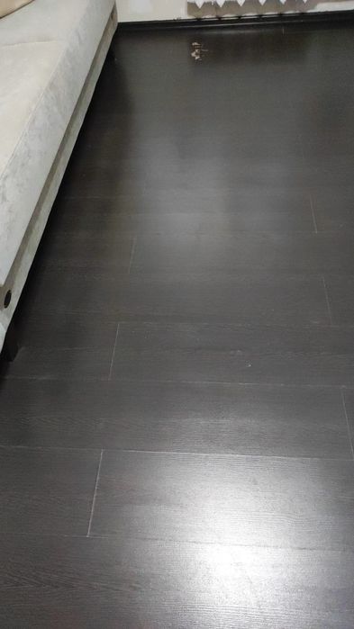 Срочно продам ламинат.  В хорошем состоянии.