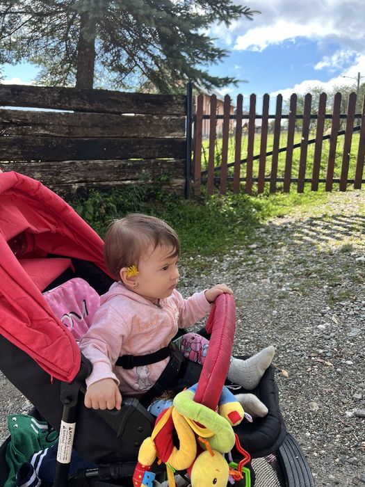 Vând carut sport lorelli rosu