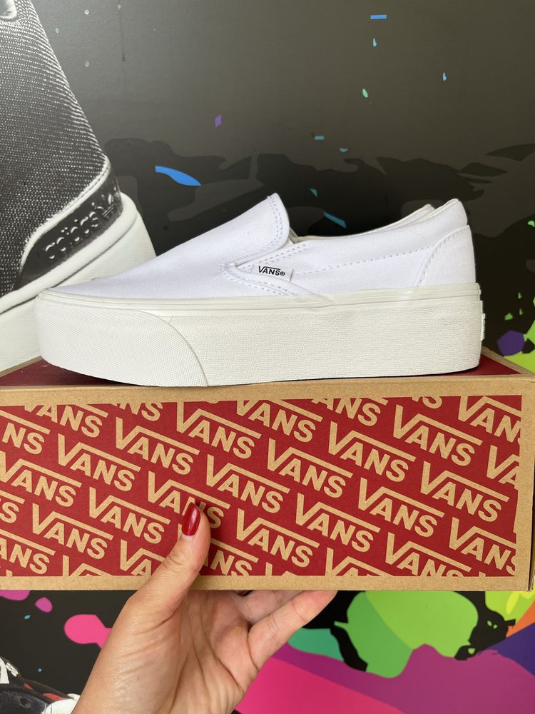 Оригинални кецове Vans