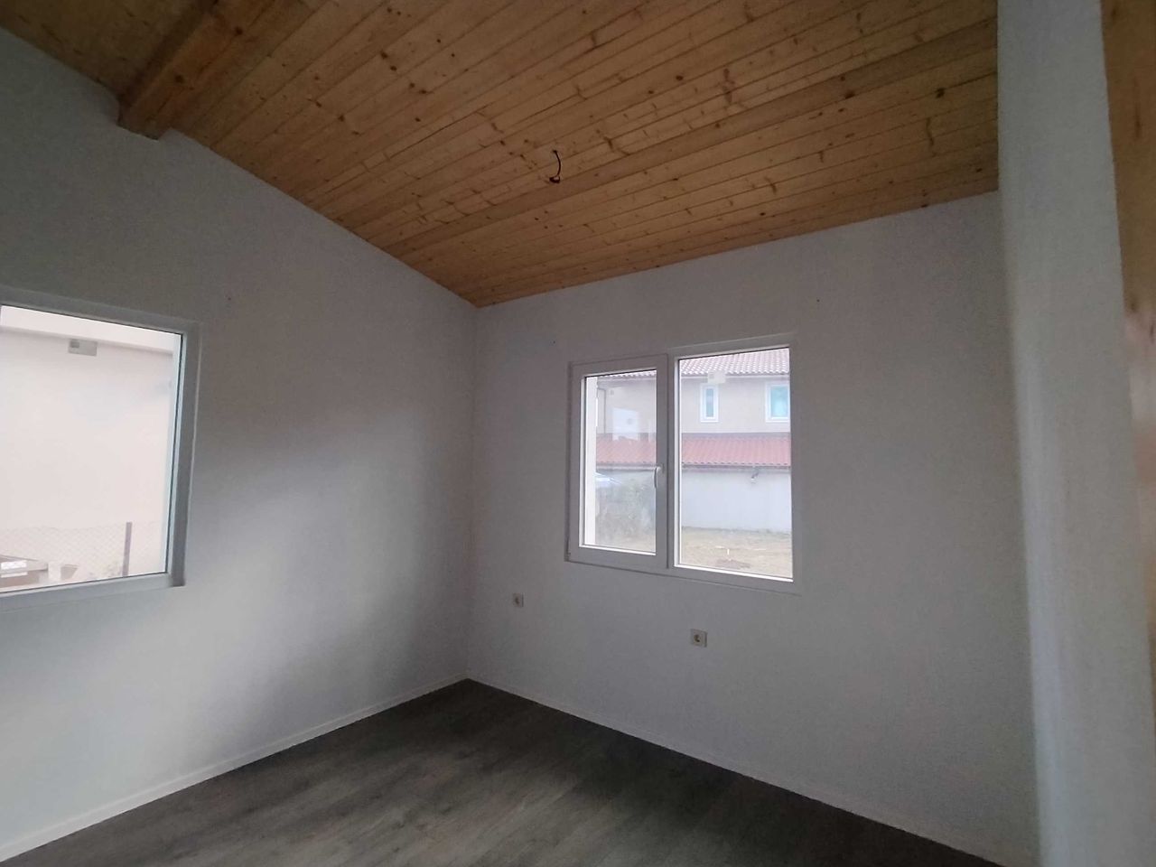 Продава се Къща в София, Славовци - 76 кв.м за 2632 €/кв.м - Снимка #3