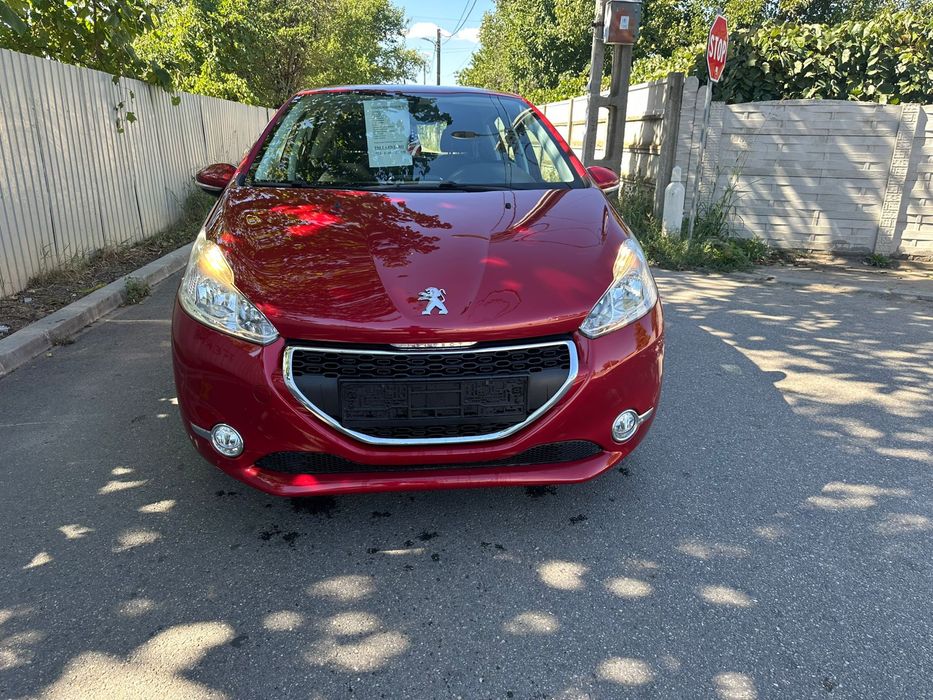 Peugeot 208 / euro 5 / benzina