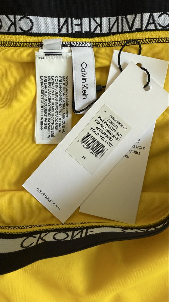 Нов бански Calvin Klein M размер