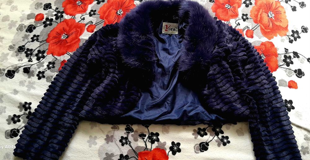 Rochii elegante de vara pentru doamne si una pentru o fetita de 1-3ani
