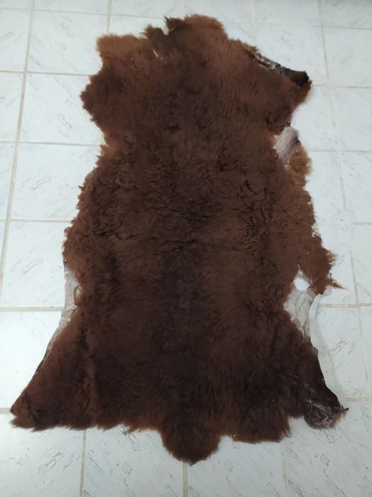 Покривало за холова гарнитура и агнешки кожи