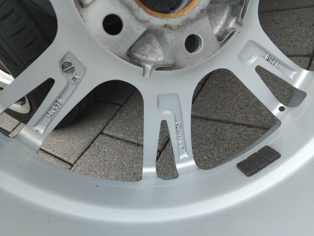 SEAT джанти със зимни гуми 5x112