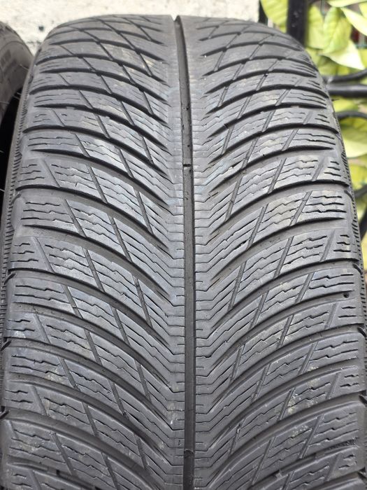 Vând patru anvelope de iarna michelin pilot alpin 5. 225 40 18  2721
