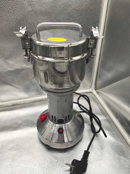 Rasnita electrica 1200W rapida si eficienta