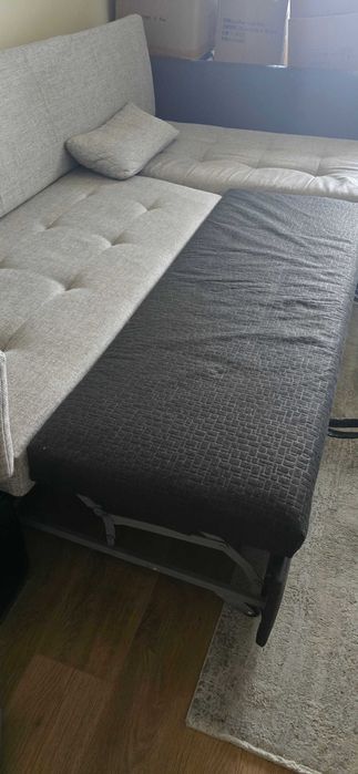 Диван с десен ъгъл