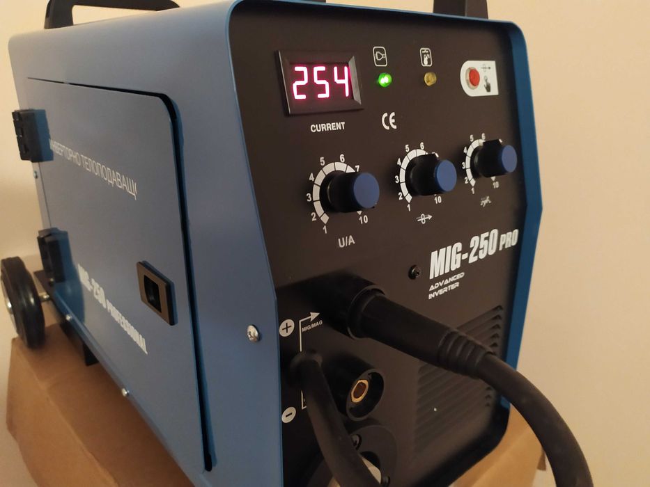 MIG 250 Телоподаващо серия МАХ PROFESSIONAL 250A - Телоподаващ апарат