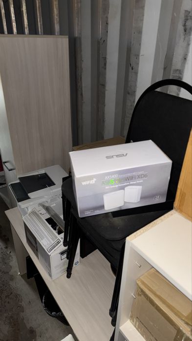 Столы шкафы.