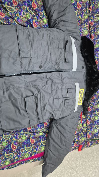 Продаеться форма охраны