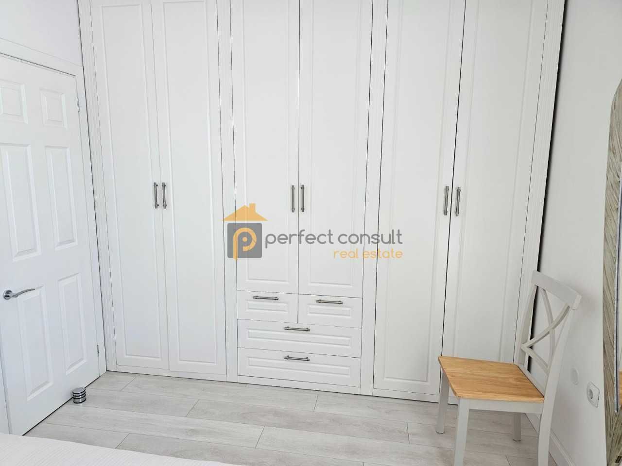 Продава се Двустаен апартамент в Пловдив, Център - 65 кв.м за 3616 €/кв.м - Снимка #9