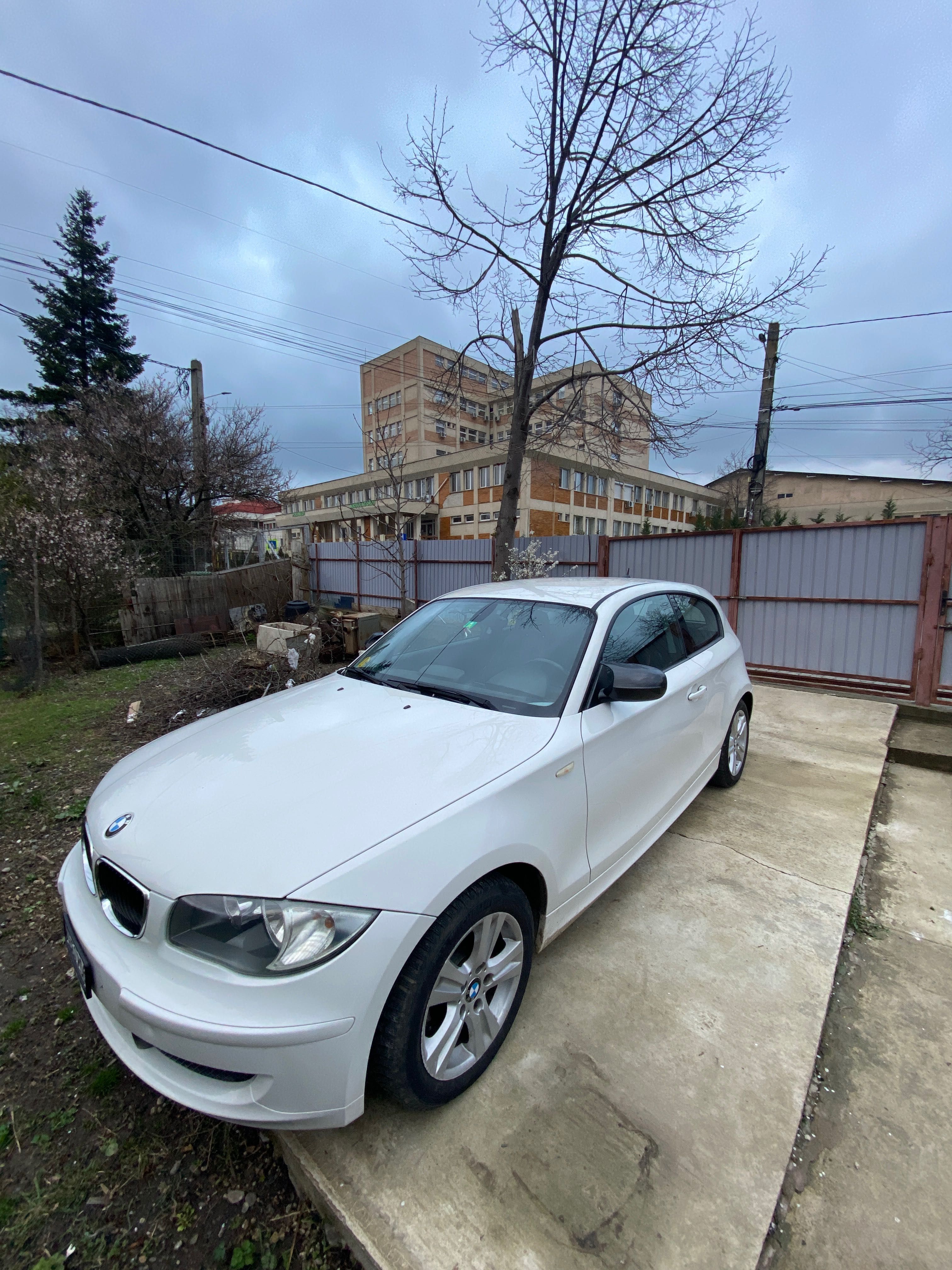 De vânzare BMW seria 1 pachet M 116i E81 2010