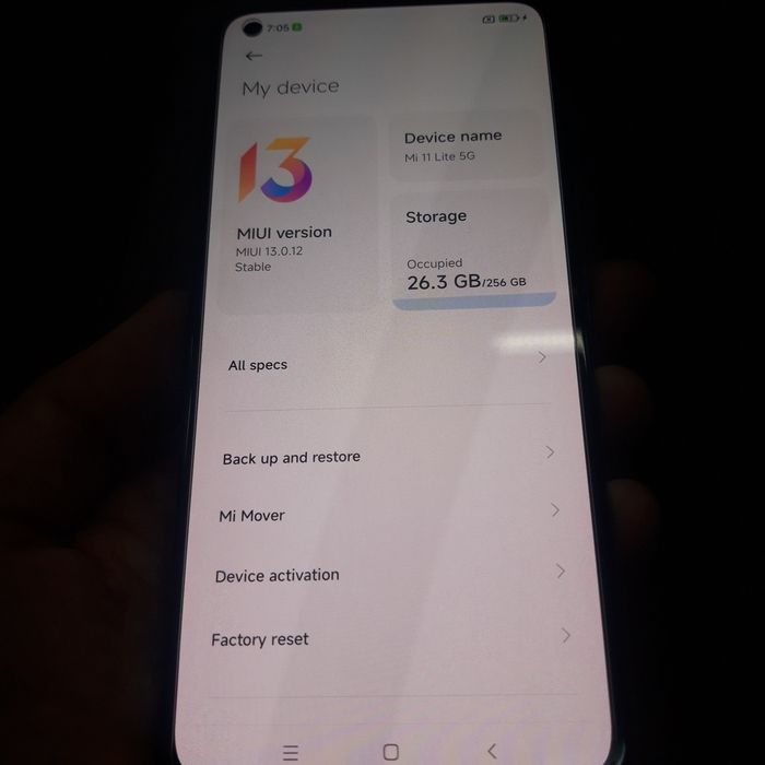 Продам телефон..
