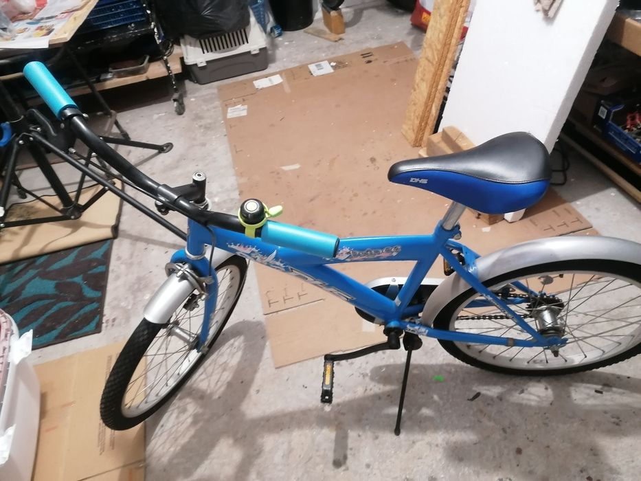 Bicicleta 20" DHS în stare ff bună.