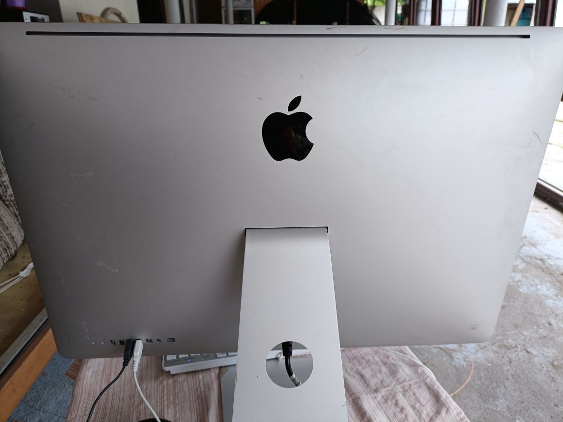 Imac 27inch 3.6Ghz 8Gb DDR3, ATi Radeon HD 4670