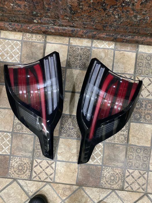 Kia Sportage передние и задние фары