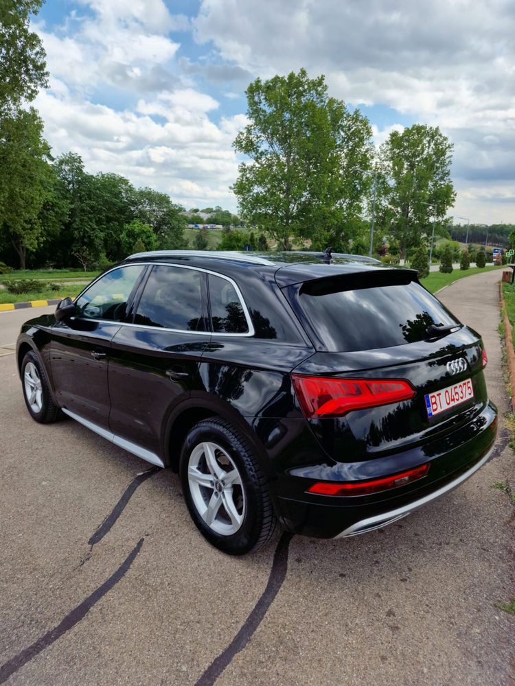 Audi Q5 2.0Tdi/Business Sport