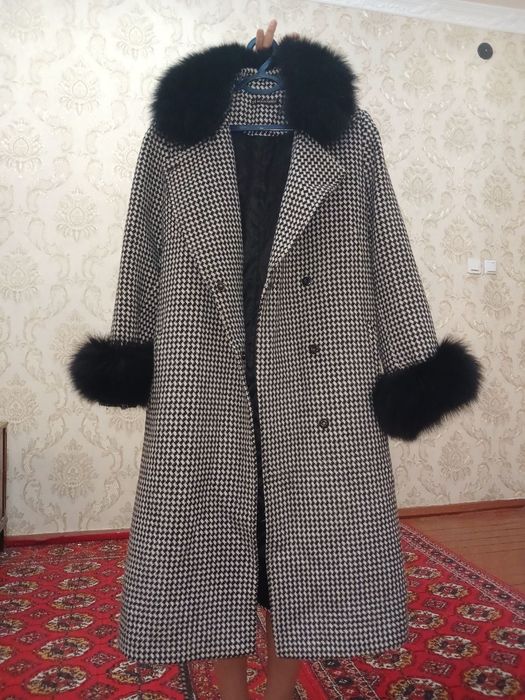 Продаётся пальто  в отличном состоянии