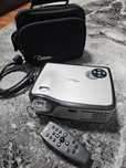 Mini proiector portabil Optoma EP729
