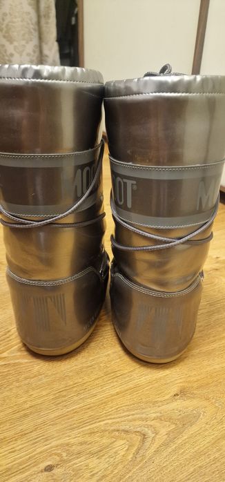 Ботуши Moon boot