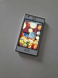 Telefon LG-E610 cu touchscreen   perfect funcțional. PRET FIX