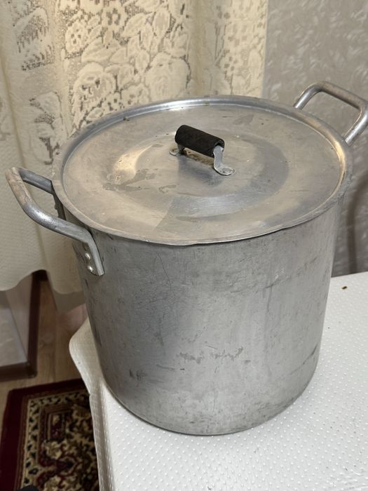 Кастрюля 30л алюминиевая.