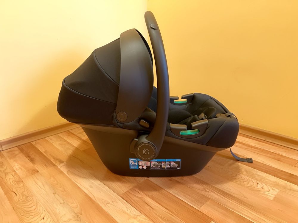 Стол за кола Kikkaboo i-size (40-80см) и isofix основа