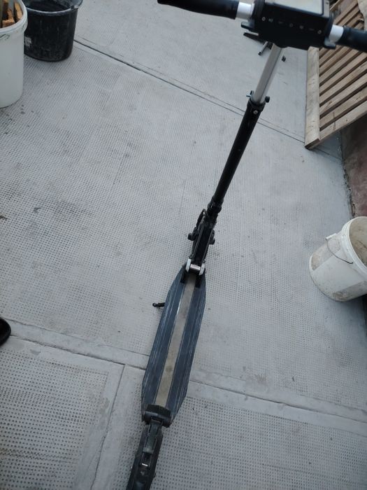 Vând trotinetă electrică