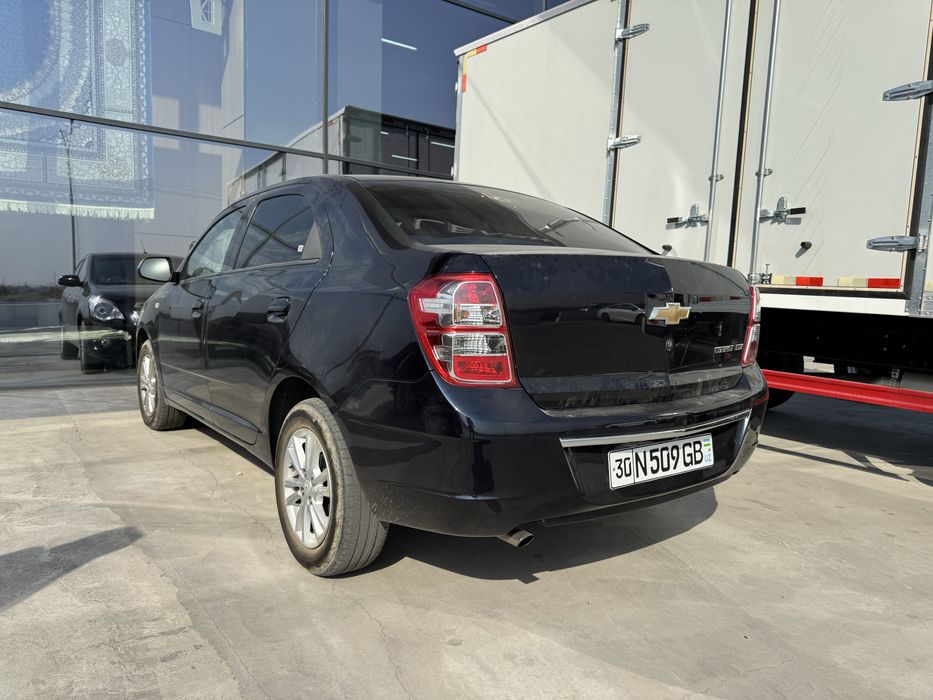 Chevrolet Cobalt 2023 4 poz