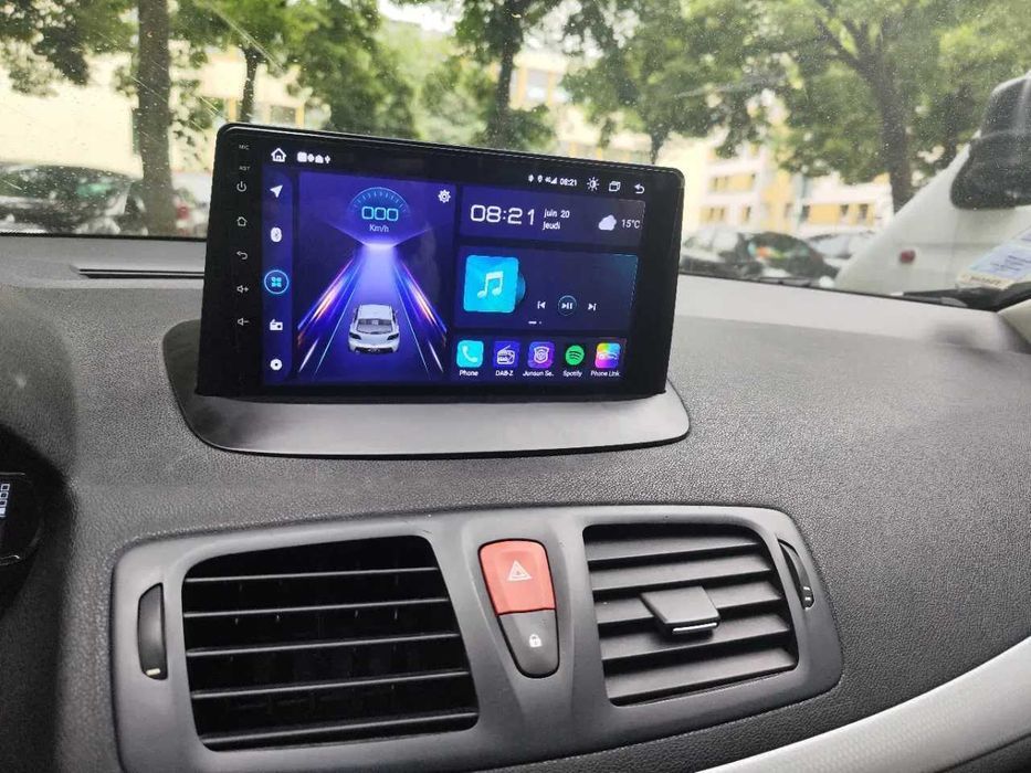 1-8GB Navigatie GPS Android Renault Megane 3 Fluence Carplay Auto QLED