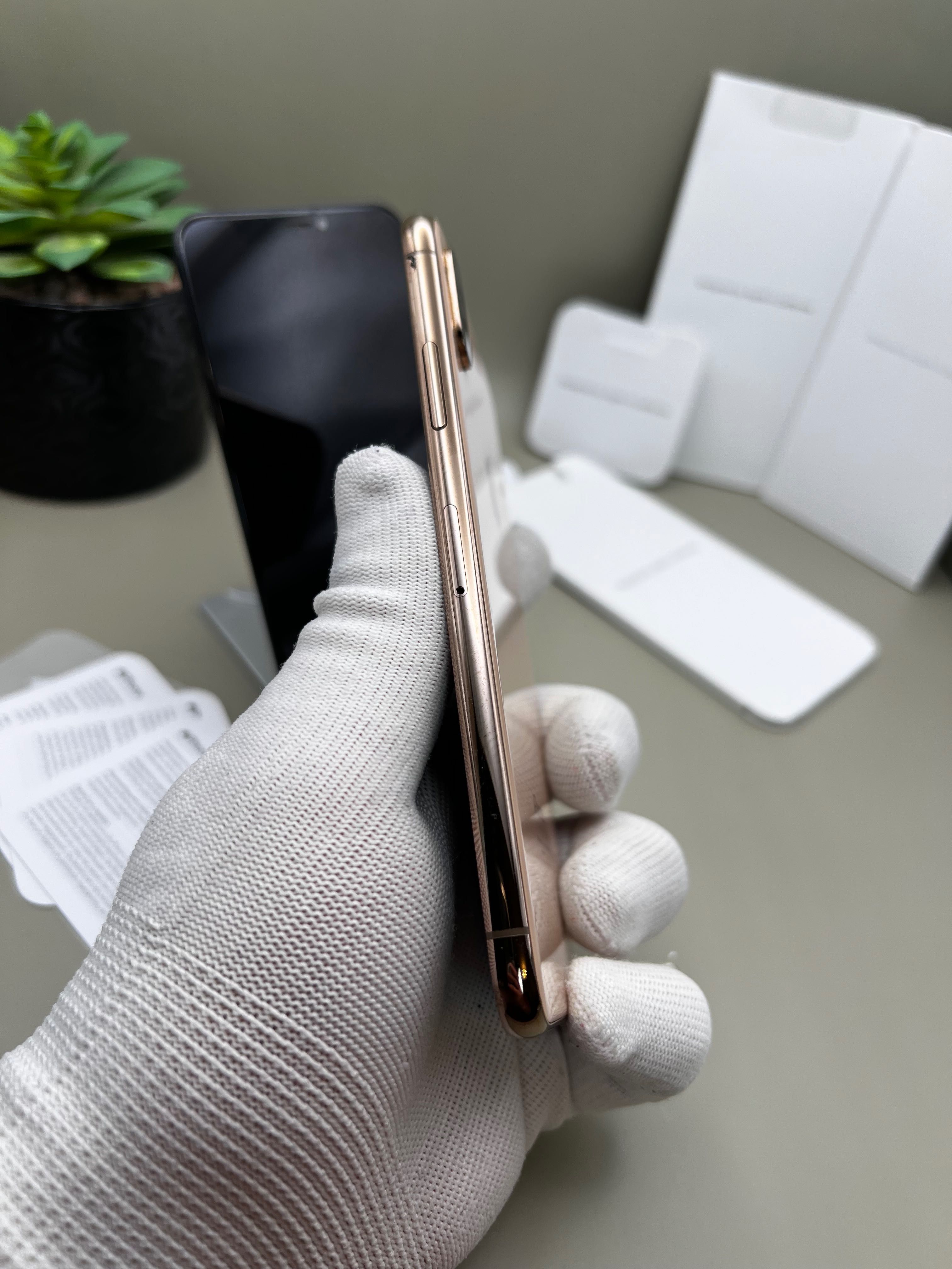 iPhone Xs, за части, изгоряла платка - цената е за целия!
