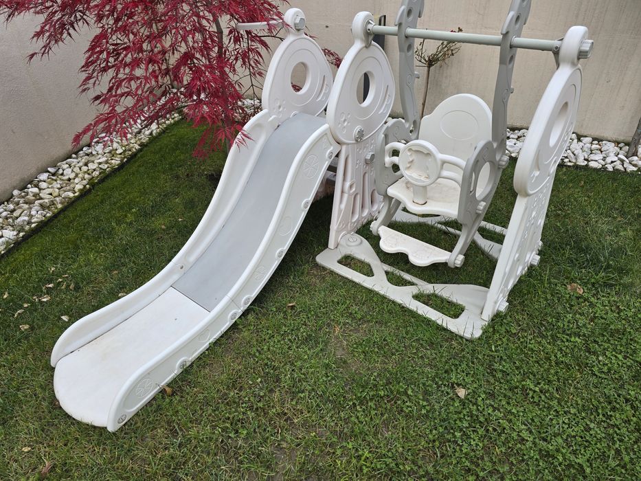 Детска пързалка с люлка