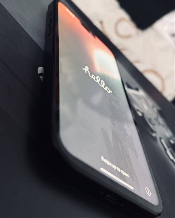 Vând iphone 16 pro max