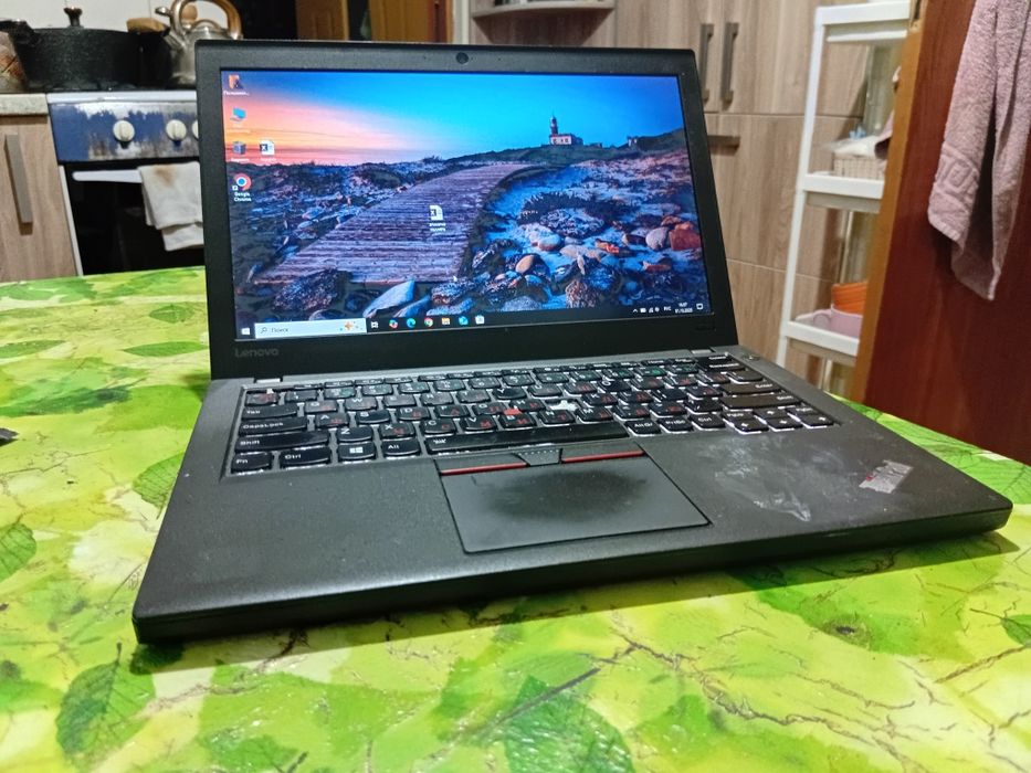 Ультрабук Thinkpad X260 i5/8/256 ssd