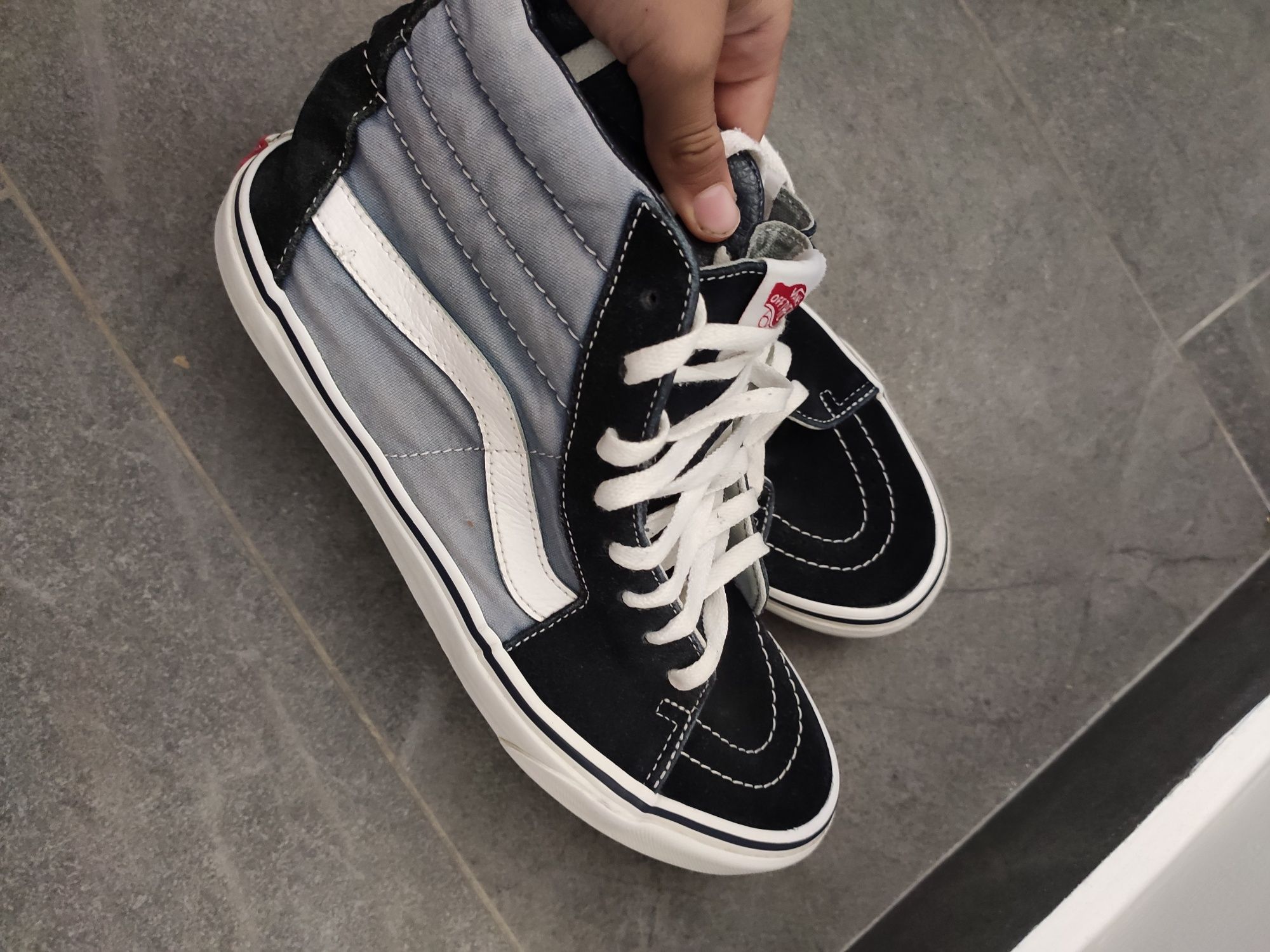 Vans кецове номер 42,5